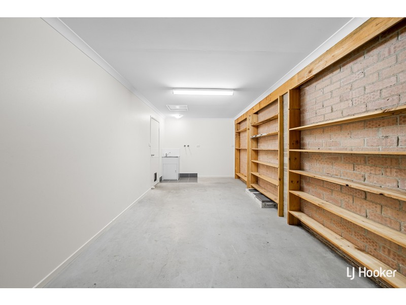 64 Jeff Snell Crescent, Dunlop ACT 2615