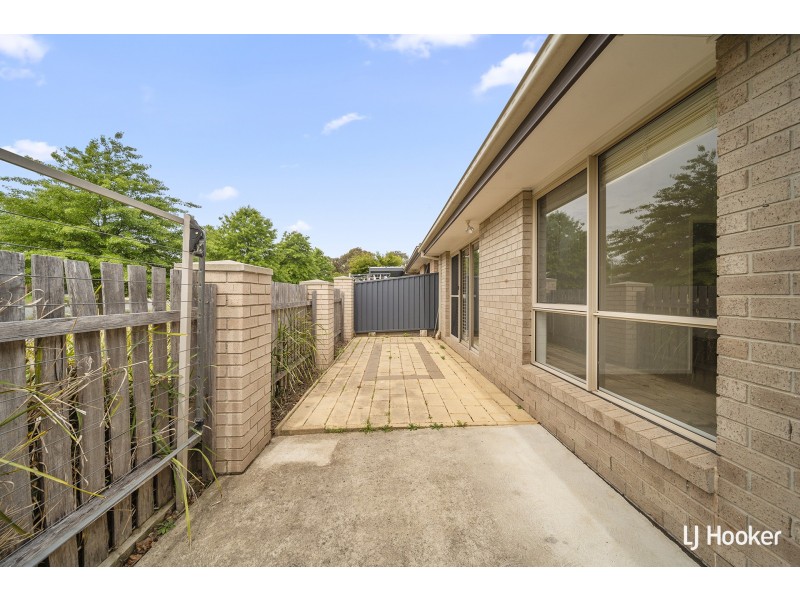 64 Jeff Snell Crescent, Dunlop ACT 2615