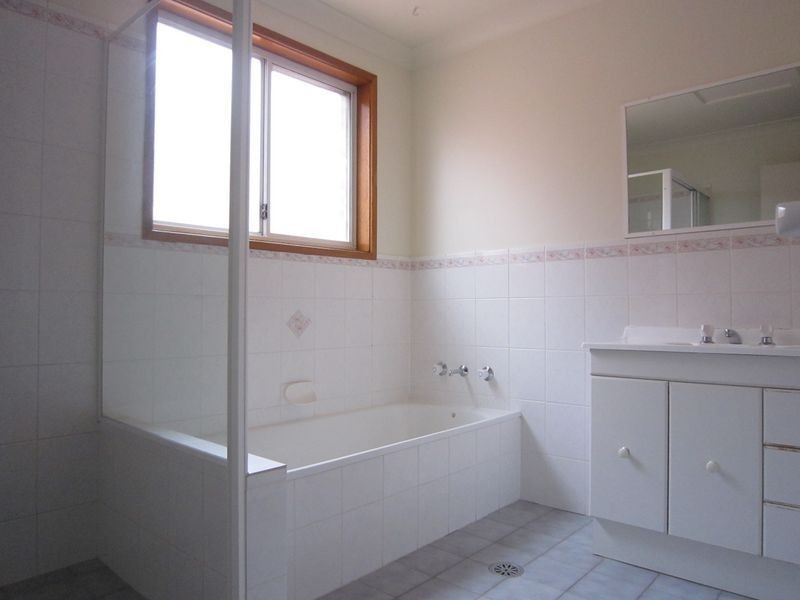 9/3 Tenison Woods Circuit, Bonython ACT 2905