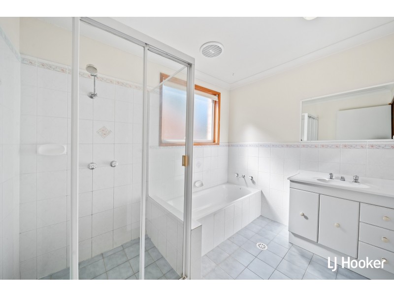 9/3 Tenison Woods Circuit, Bonython ACT 2905