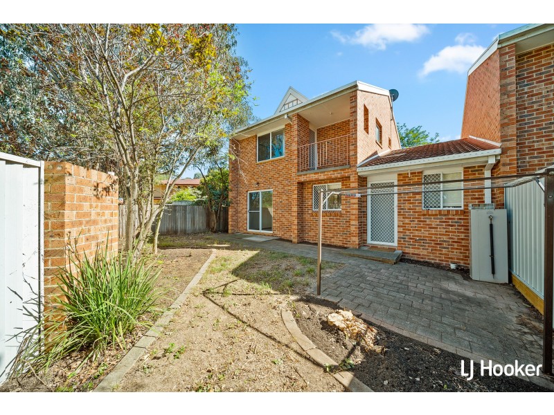 9/3 Tenison Woods Circuit, Bonython ACT 2905