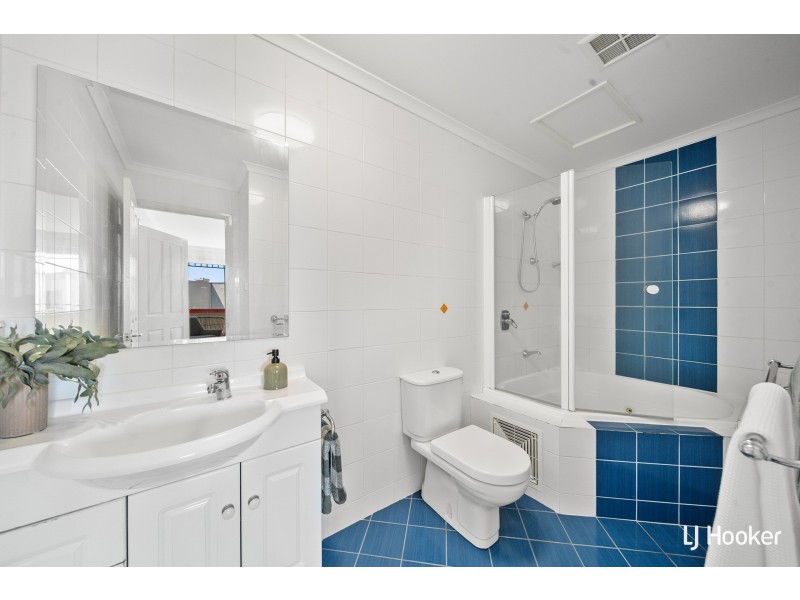 72/13 Chandler Street, Belconnen ACT 2617