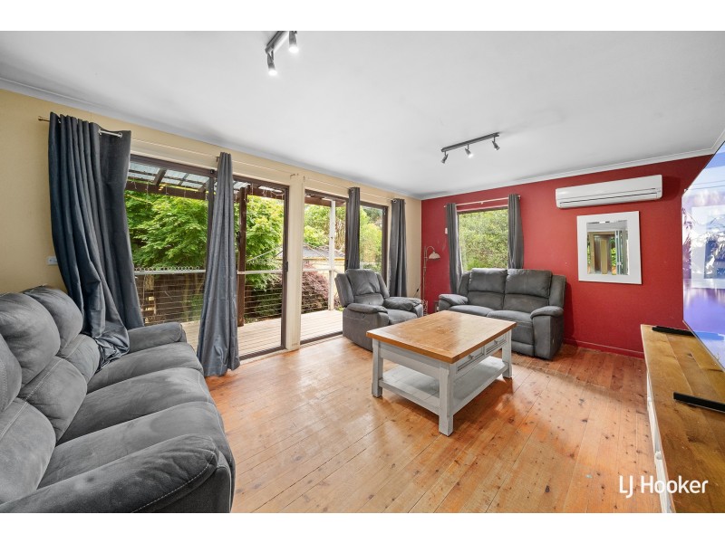 59 Stretton Crescent, Latham ACT 2615