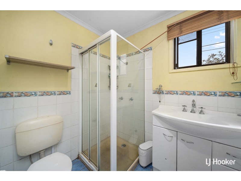 59 Stretton Crescent, Latham ACT 2615