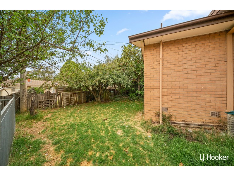 59 Stretton Crescent, Latham ACT 2615
