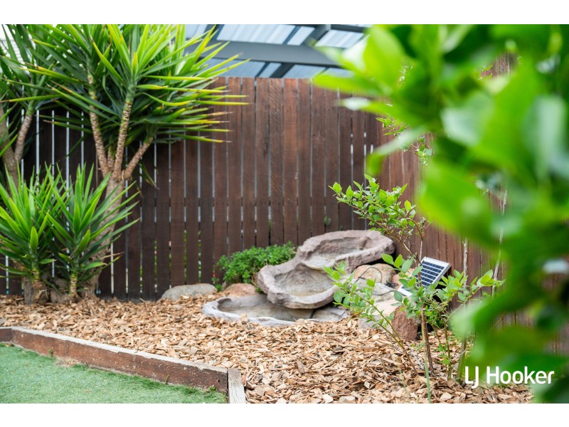 24 Rag Holmes Street, Macgregor ACT 2615