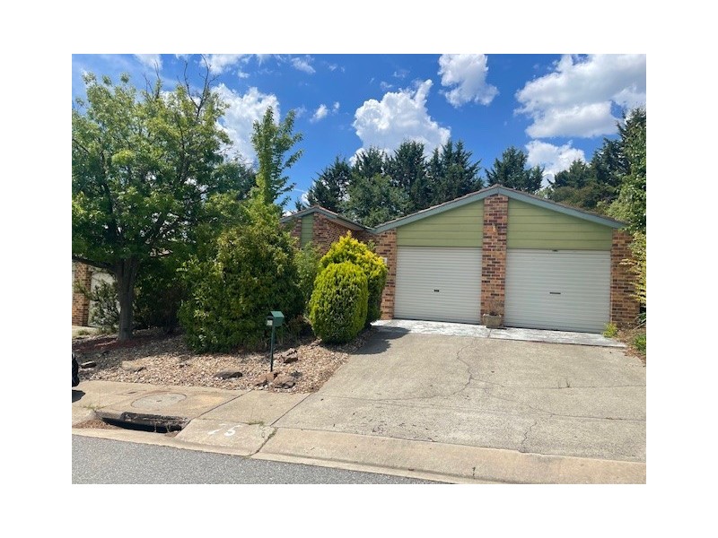 25 Ringrose Crescent, Isaacs ACT 2607