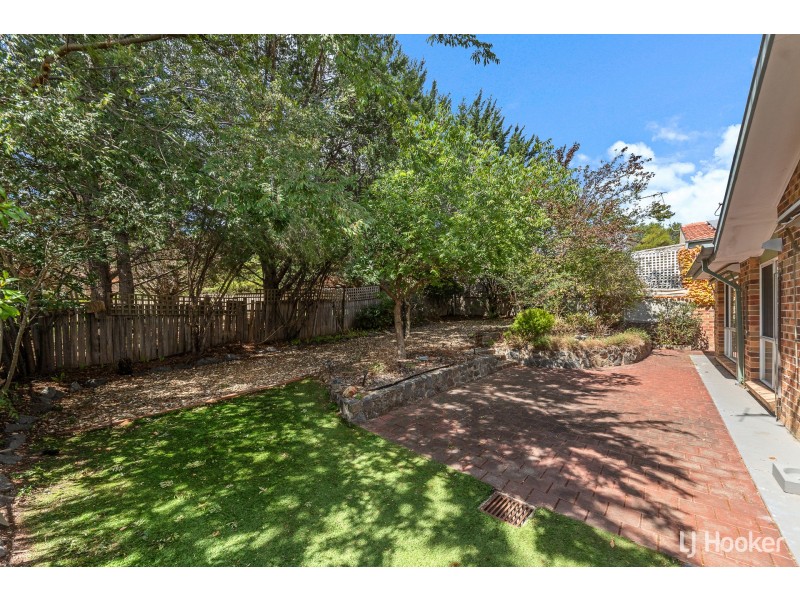 25 Ringrose Crescent, Isaacs ACT 2607