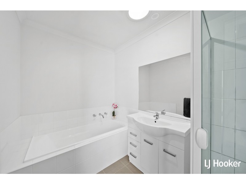 116 Oodgeroo Avenue, Franklin ACT 2913