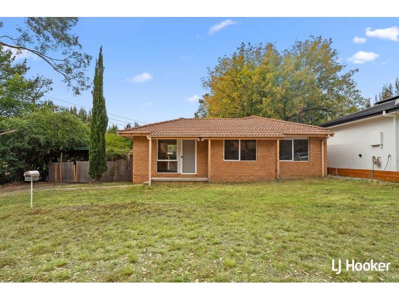 4 Edwell Place, Lyneham ACT 2602