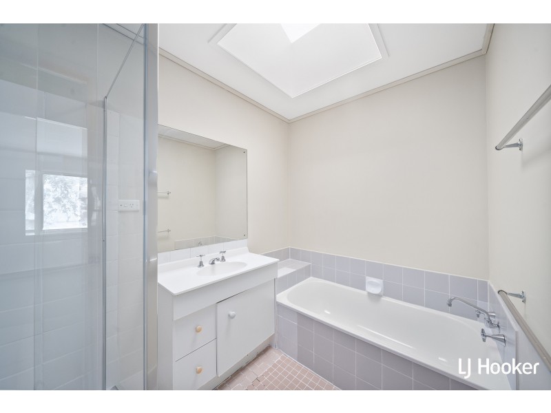 4 Edwell Place, Lyneham ACT 2602