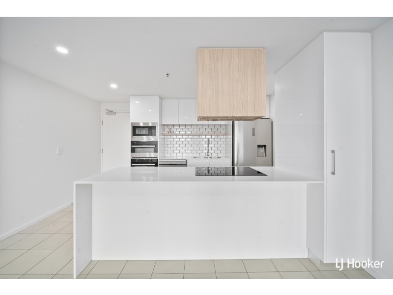 2605/120 Eastern Valley Way, Belconnen ACT 2617