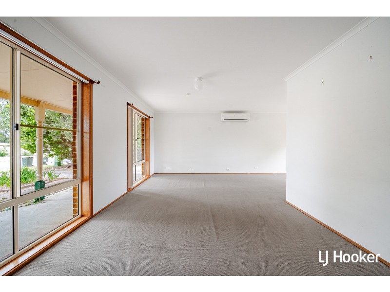 56 Clare Dennis Avenue, Gordon ACT 2906