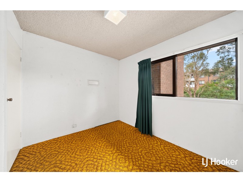 2/3 Bonrook Street, Hawker ACT 2614