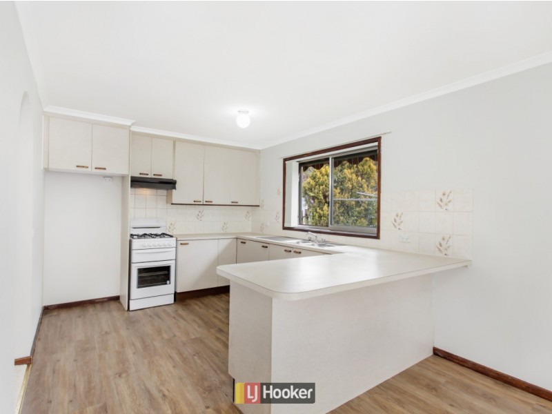 34 Lightfoot Crescent, Florey ACT 2615