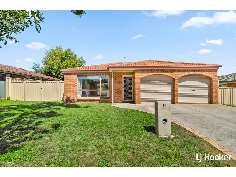 11 Lapsley Street, Dunlop ACT 2615