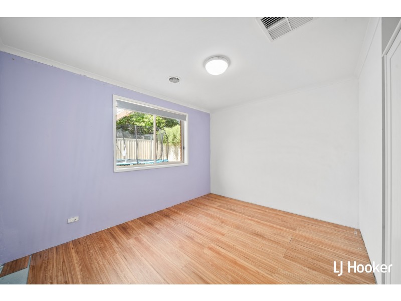 11 Lapsley Street, Dunlop ACT 2615