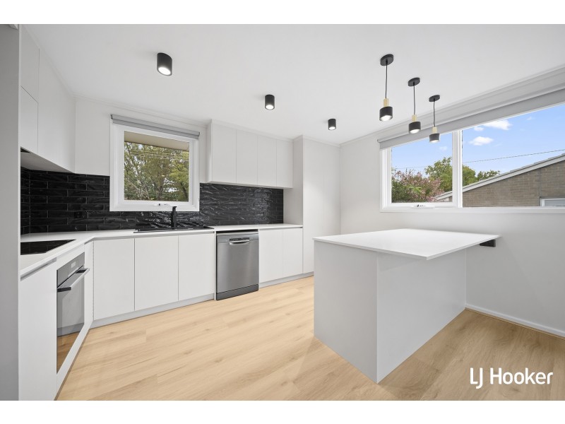 16 Macadam Street, Page ACT 2614