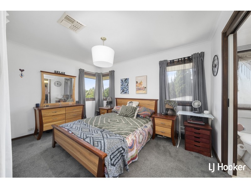 77 Solomon Crescent & 53 Dalley Crescent, Latham ACT 2615