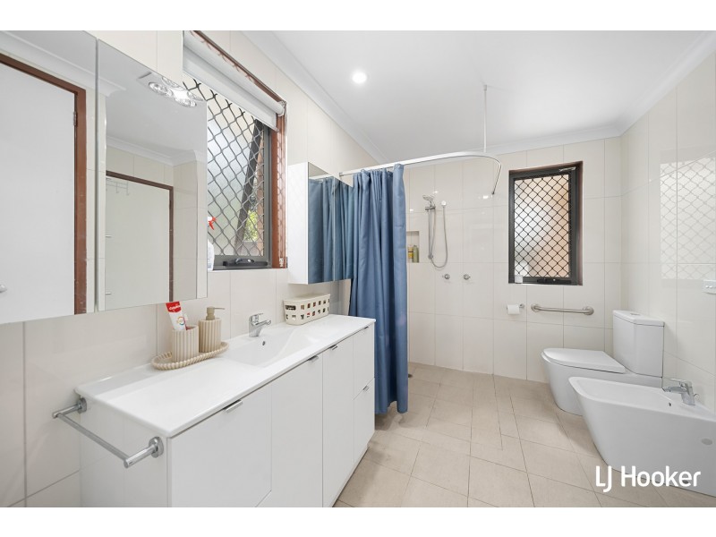 77 Solomon Crescent & 53 Dalley Crescent, Latham ACT 2615