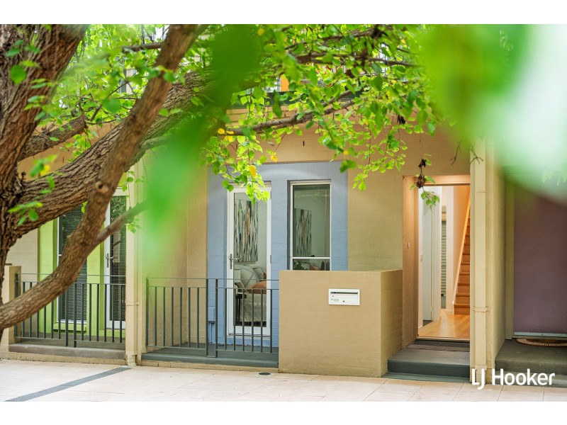 10 Bluebell Street, O’connor ACT 2602