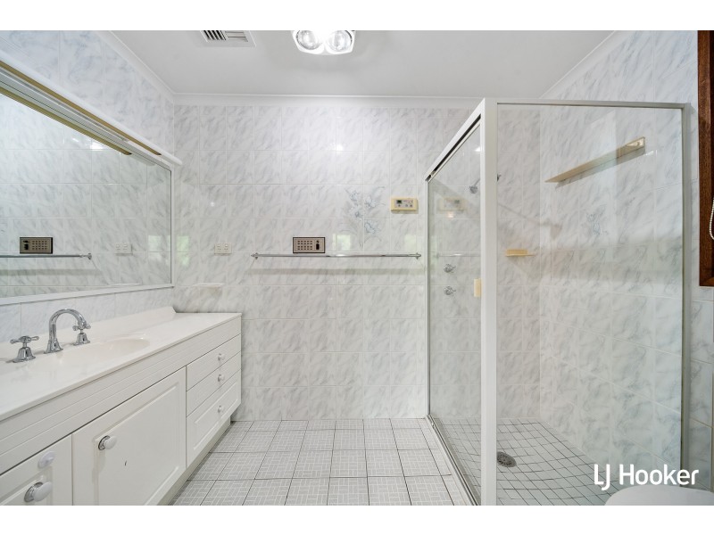 14 Bowley Place, Florey ACT 2615