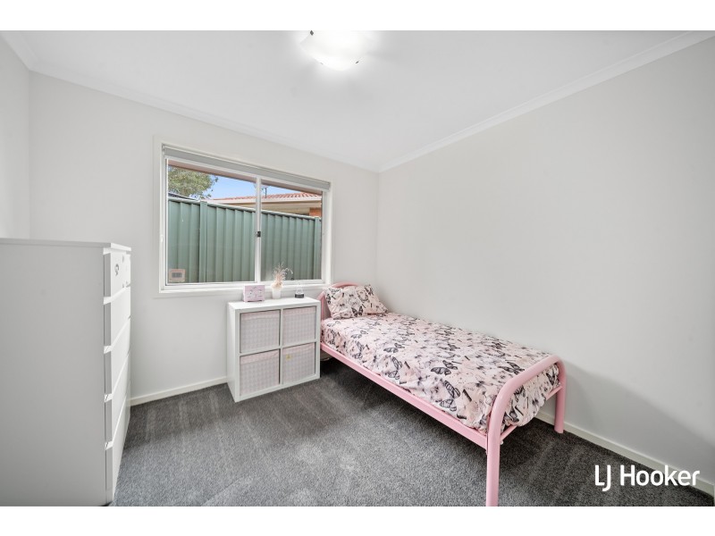 37 Thornhill Crescent, Dunlop ACT 2615