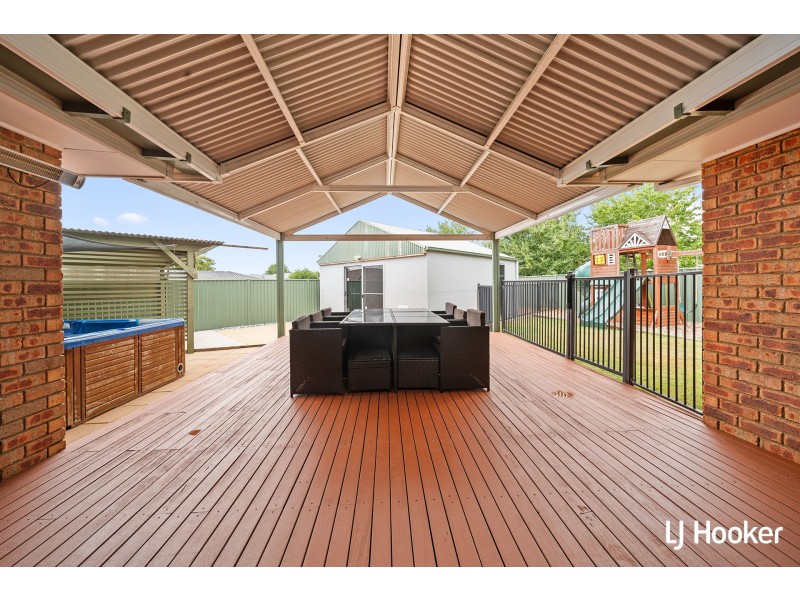 37 Thornhill Crescent, Dunlop ACT 2615