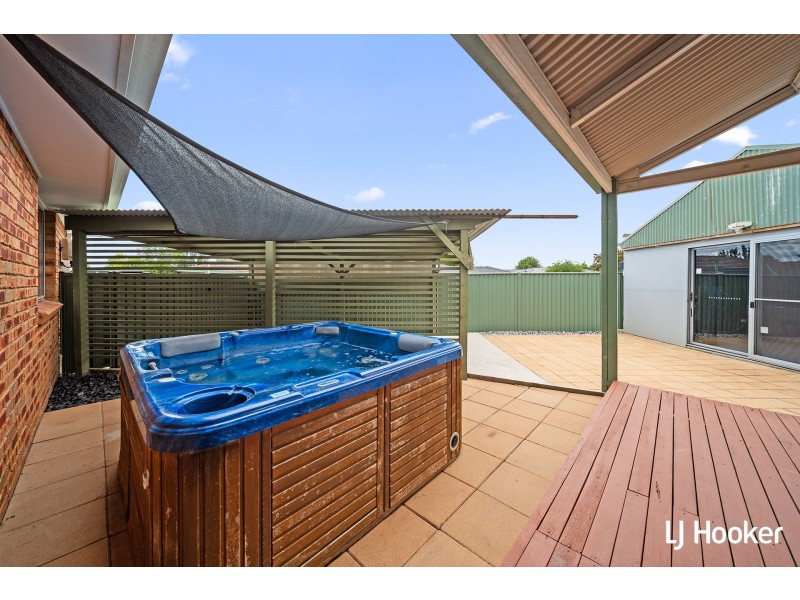 37 Thornhill Crescent, Dunlop ACT 2615