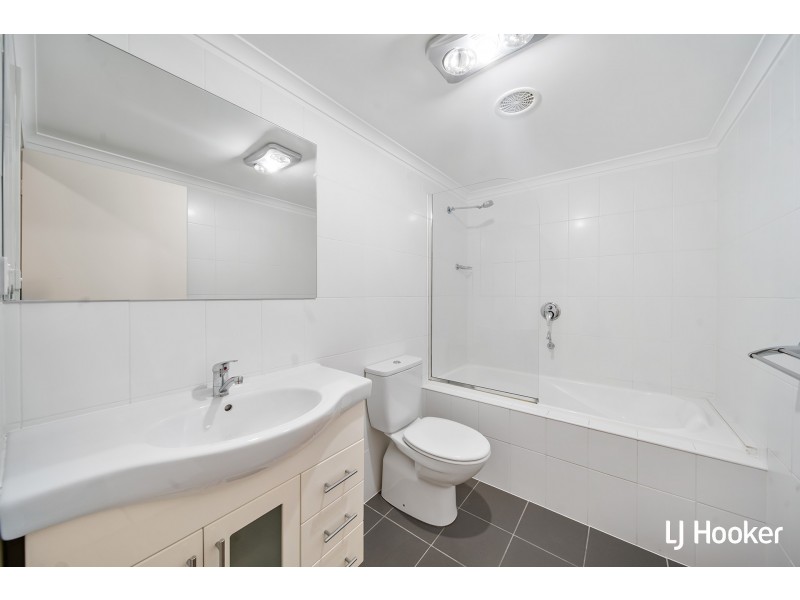 11/17 Bowman Street, Macquarie ACT 2614