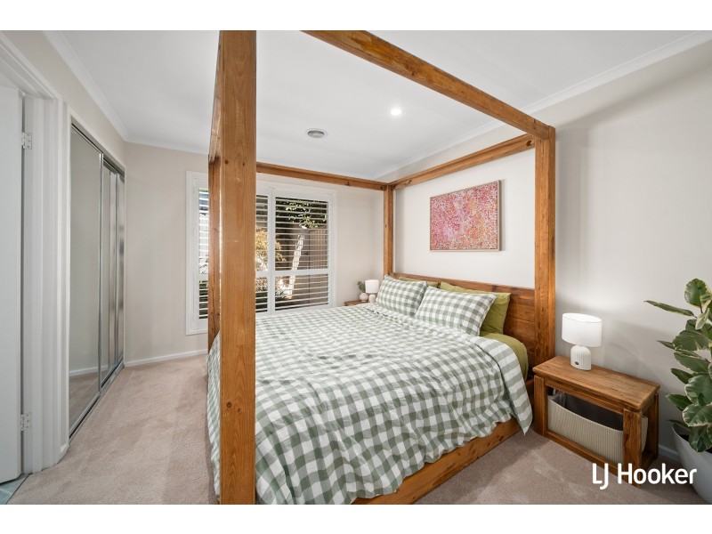 11 Fairley Crescent, Theodore ACT 2905