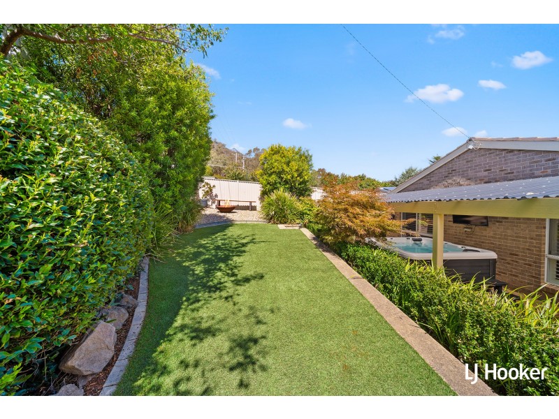 11 Fairley Crescent, Theodore ACT 2905