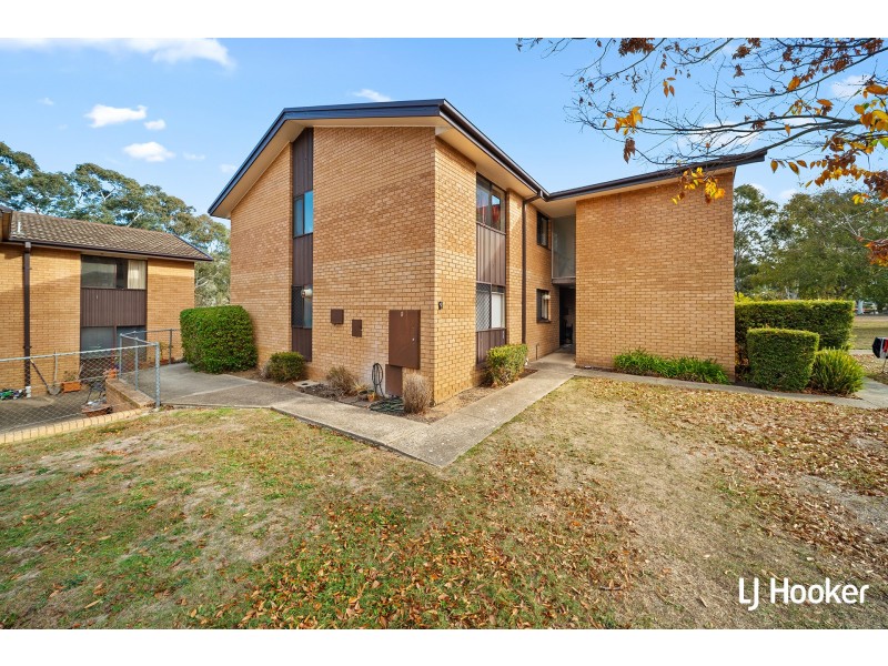 9/30 Chinner Crescent, Melba ACT 2615