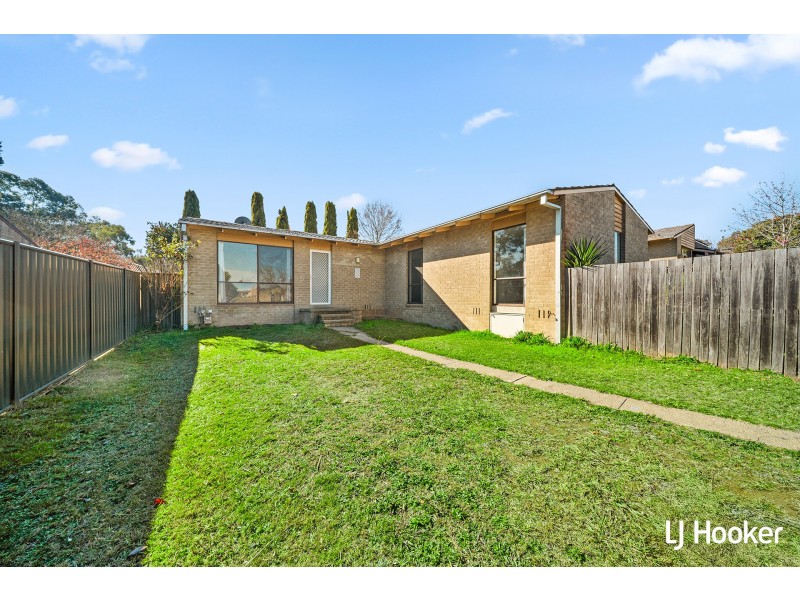 10 Kerr Place, Charnwood ACT 2615