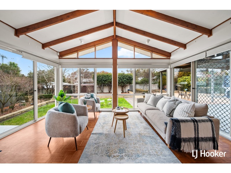 10 Edlington Street, Fraser ACT 2615