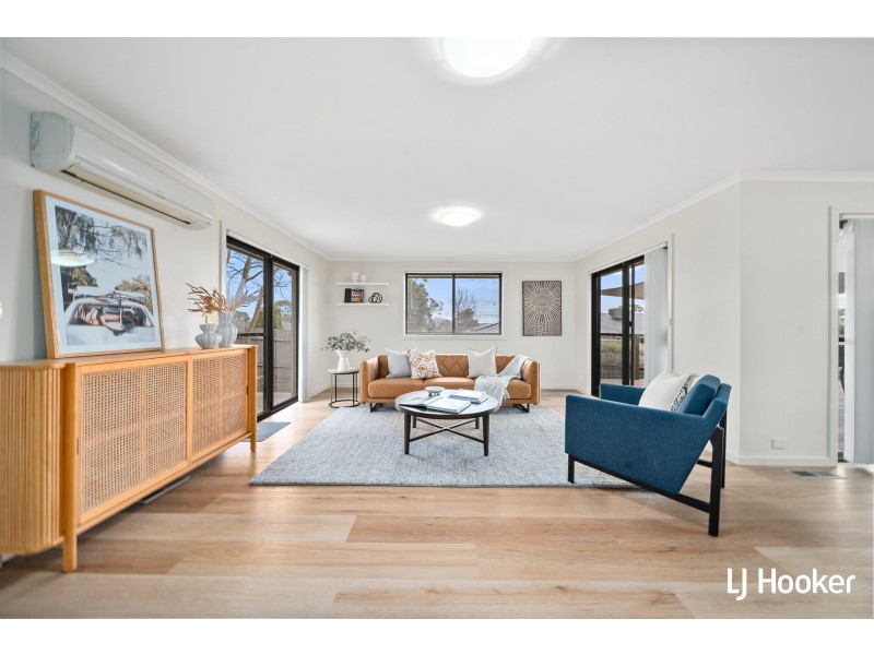 1/11 Magrath Crescent, Spence ACT 2615