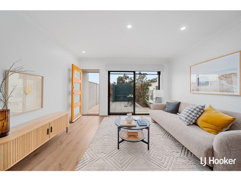 8/15 Jumbuck Crescent, Lawson ACT 2617