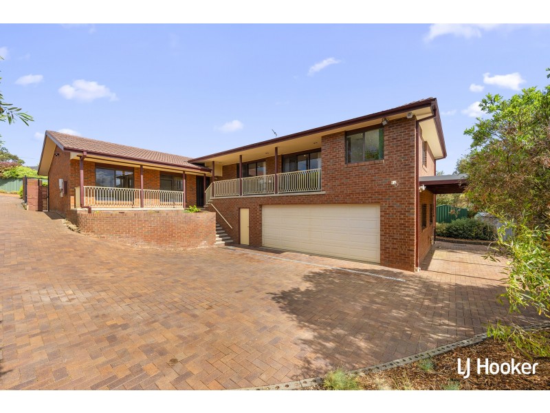 8 Laidley Place, Florey ACT 2615