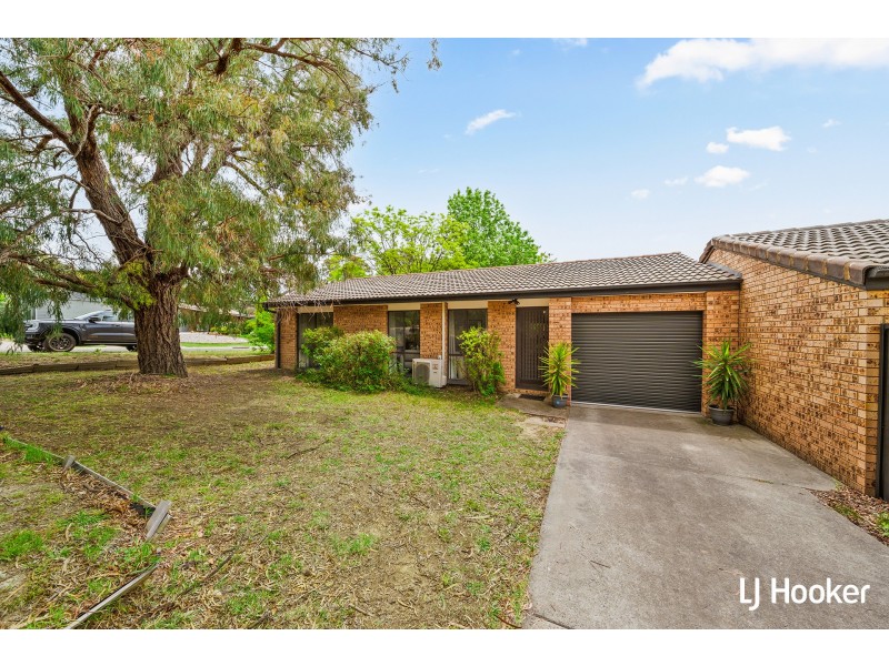 6 Whitelegge Place, Florey ACT 2615