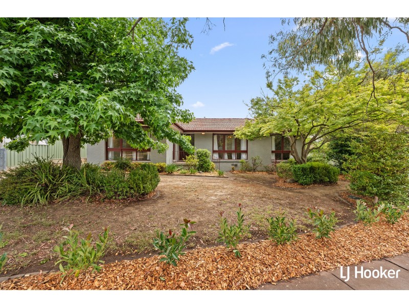 3 Dalley Crescent, Latham ACT 2615