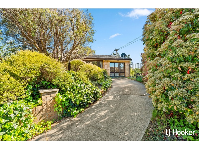 13 Stumm Place, Latham ACT 2615