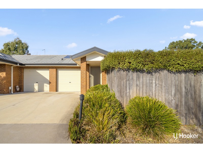 10/141 Macfarlane Burnet Avenue, Macgregor ACT 2615