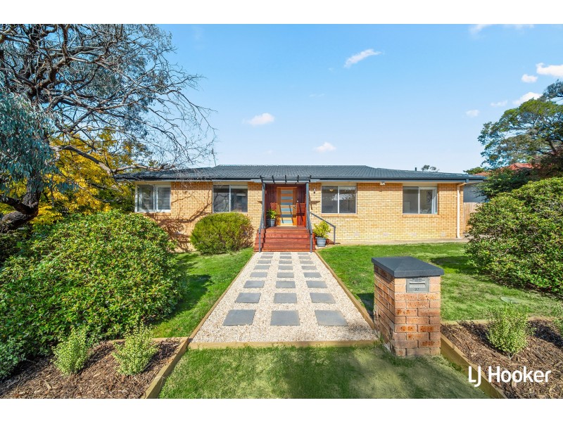 32 Alfred Hill Drive, Melba ACT 2615