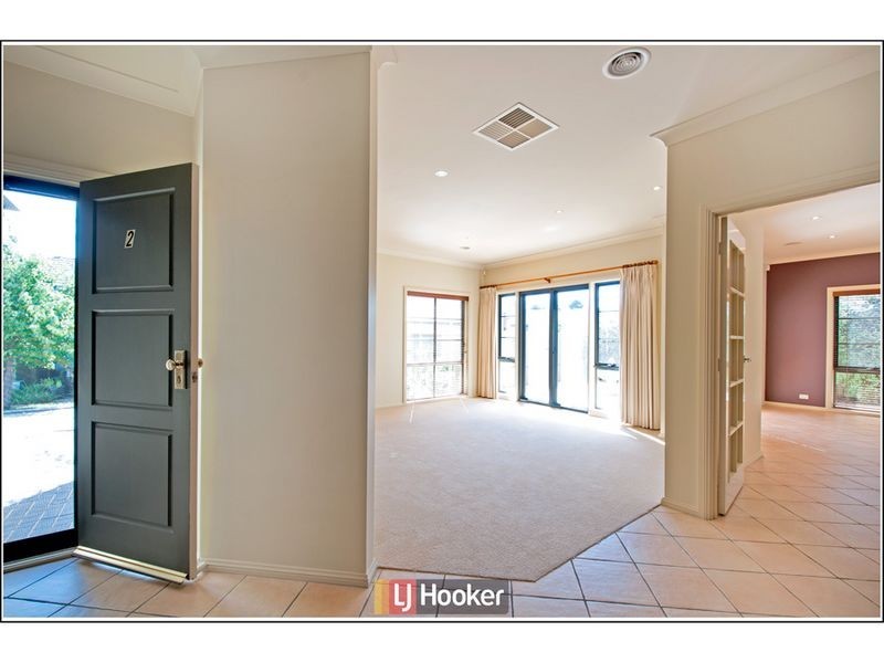 2/200 Baldwin Drive, Giralang ACT 2617