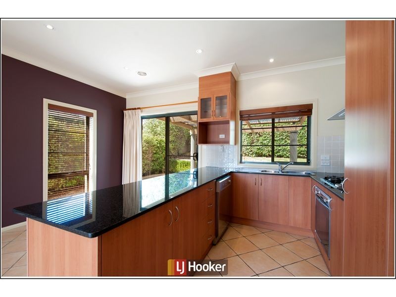 2/200 Baldwin Drive, Giralang ACT 2617