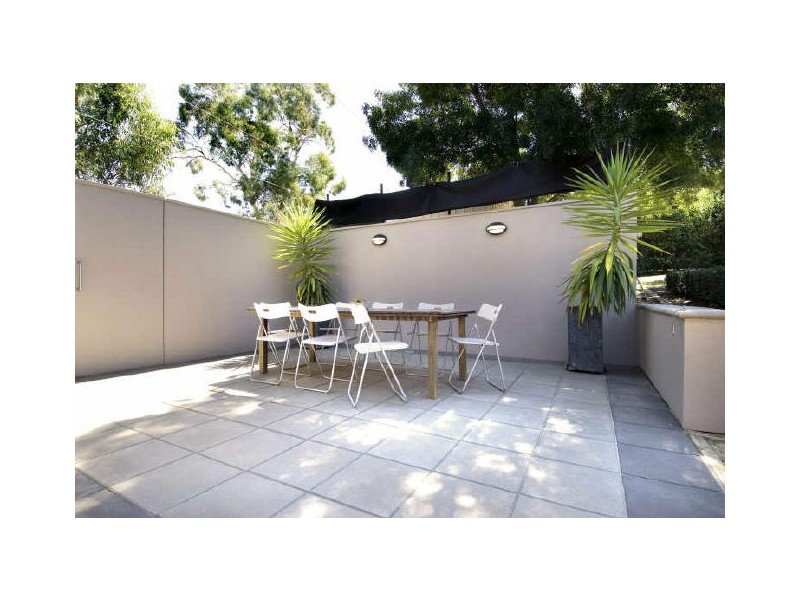 32 Osburn Drive, Macgregor ACT 2615