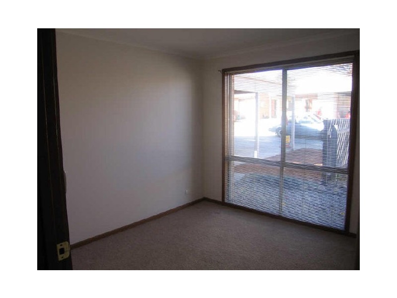 37/24 Beazley Crescent, Calwell ACT 2905