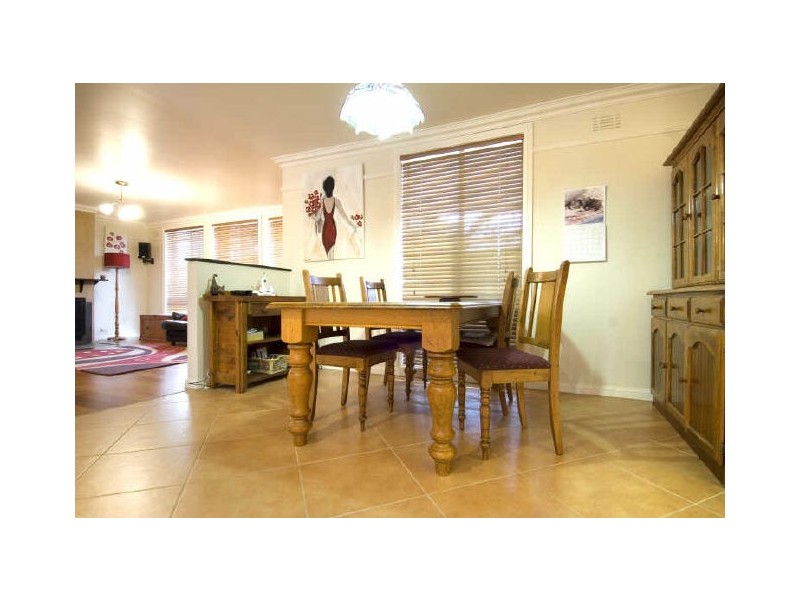 10 Kinsella Street, Higgins ACT 2615