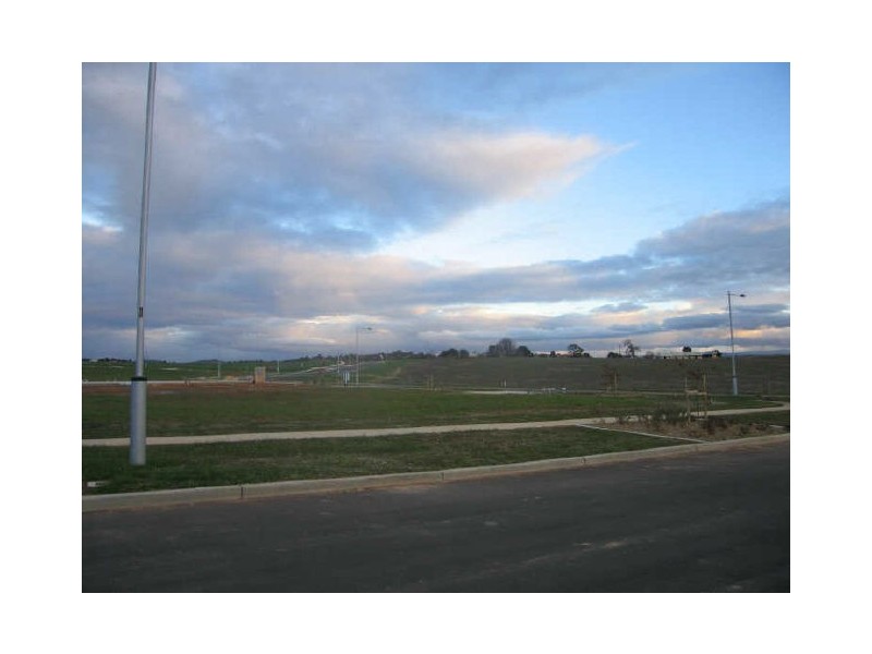 51 James Harrison Street, Dunlop ACT 2615