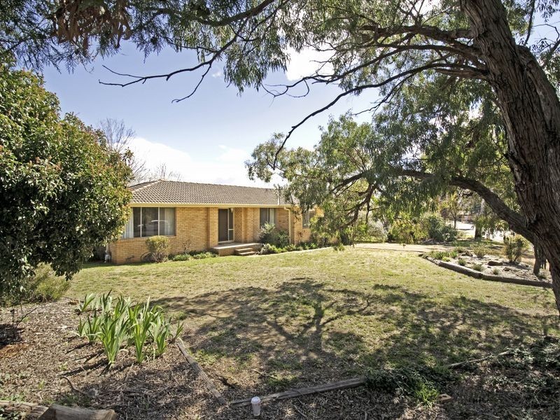 16 Homburg Street, Latham ACT 2615